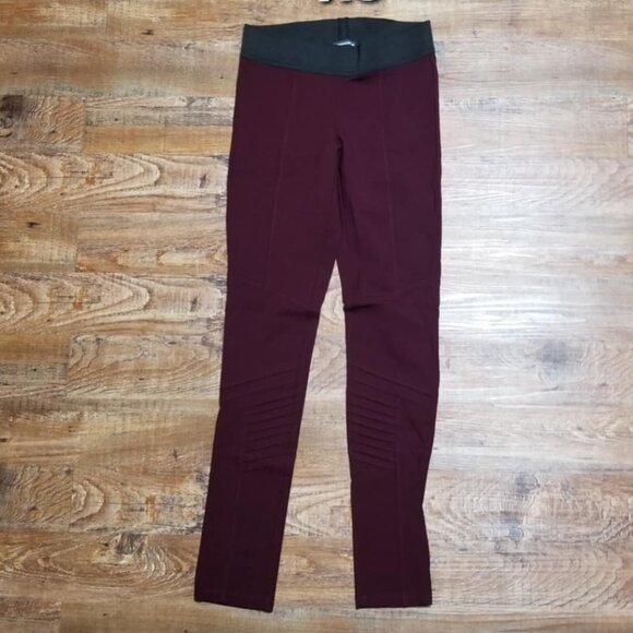 Warehouse One Leggings Burgundy XS Activewear Sporty Yoga Leisure - Picture 1 of 5